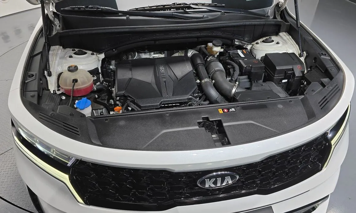 Kia Sorento — фото 9