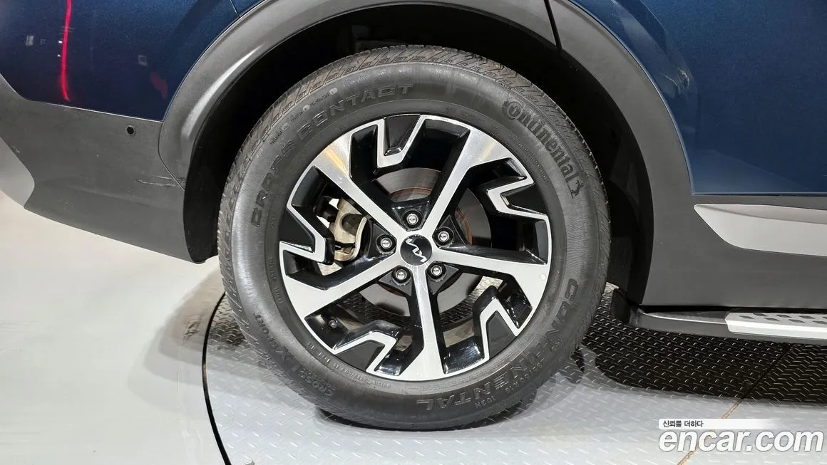 Kia Sportage — фото 8