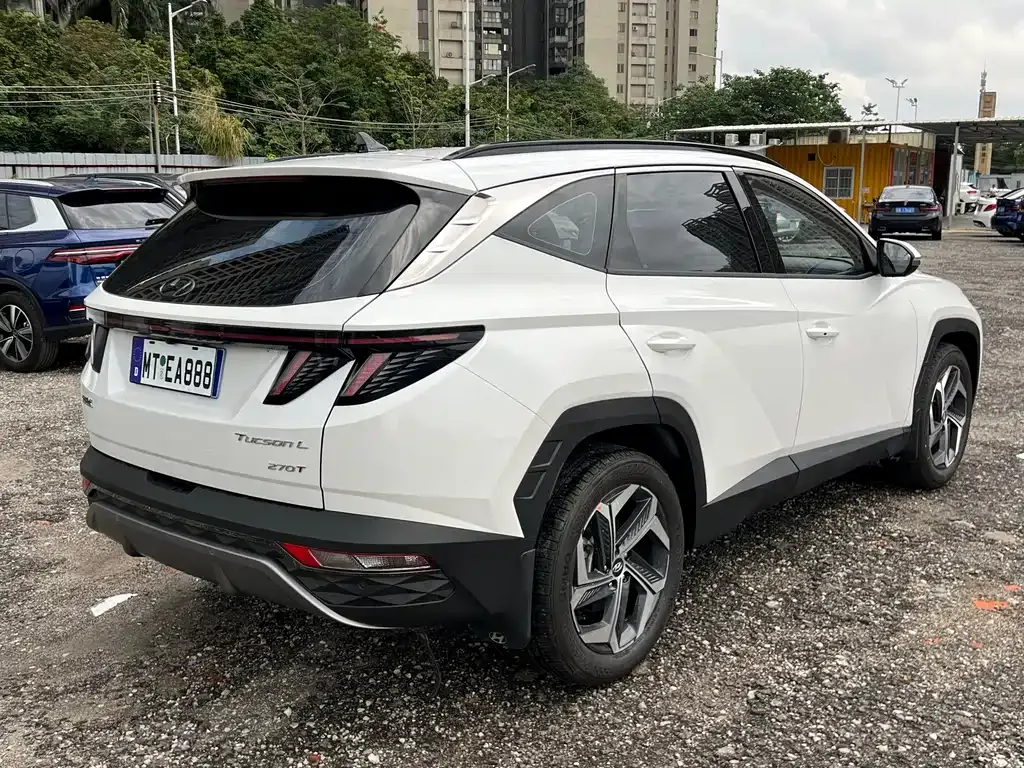 Hyundai Tucson 2023 из CN, фото 8