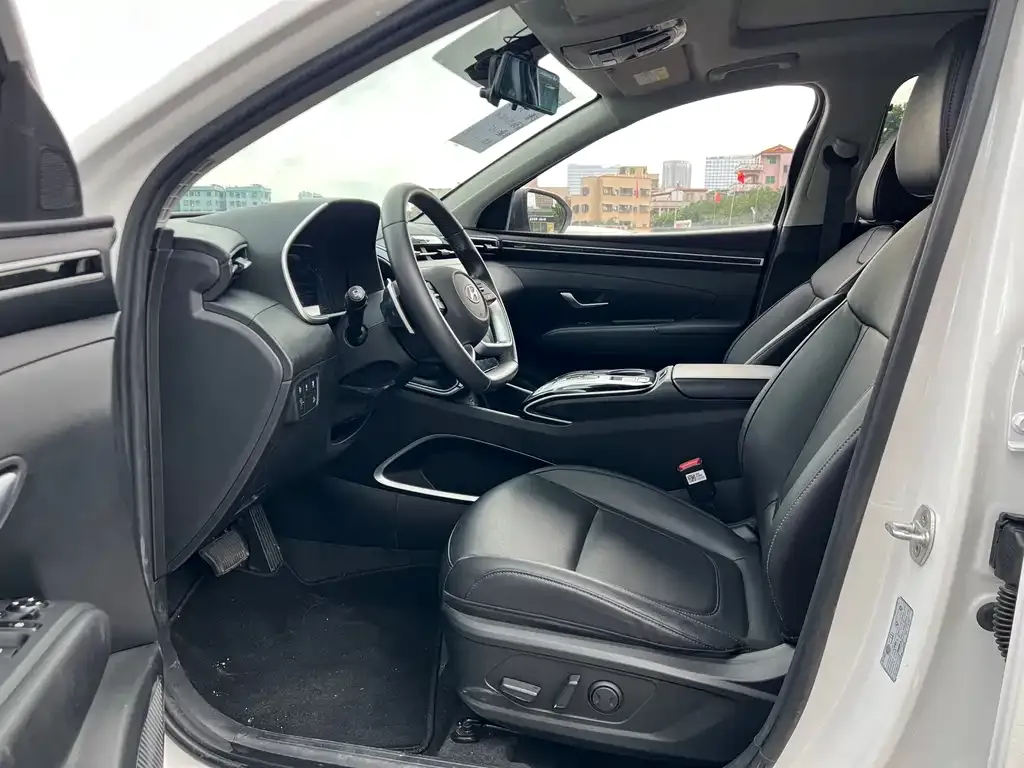 Hyundai Tucson 2023 из CN, фото 3
