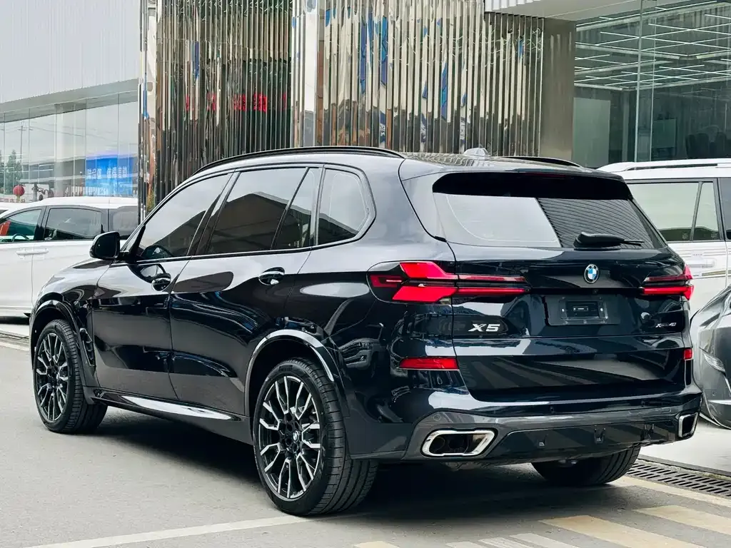 BMW X5 2024 из CN, фото 6
