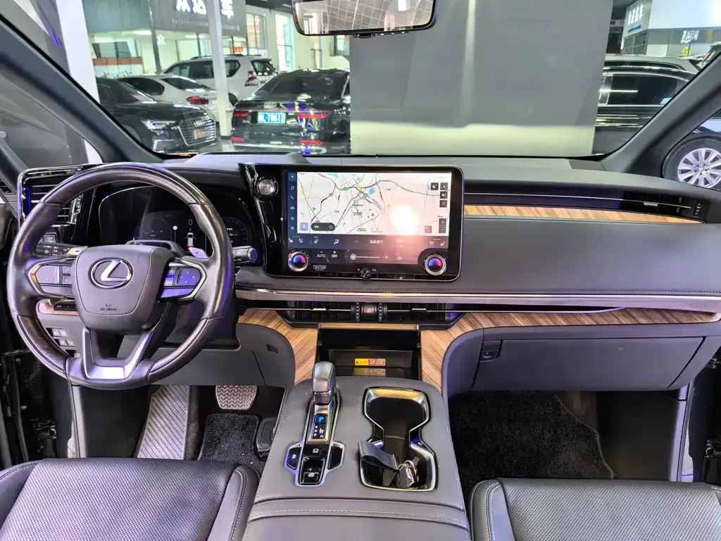 Lexus LM 2024 из CN, фото 5