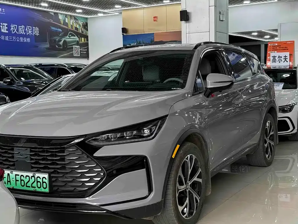 BYD Tang New Energy — фото 1