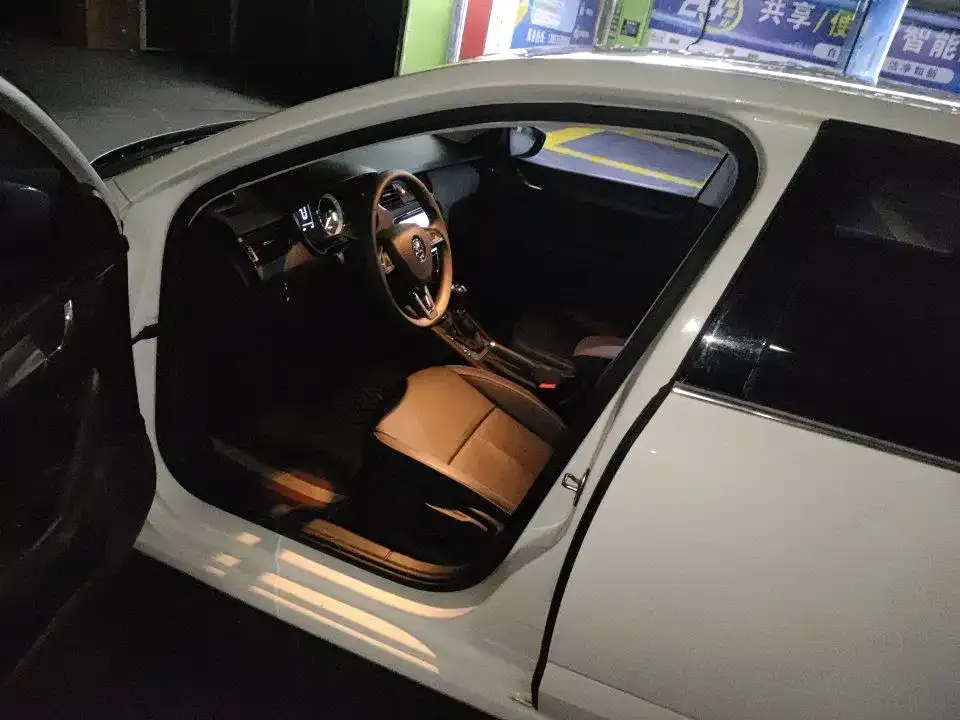 Skoda Octavia 2023 из CN, фото 8