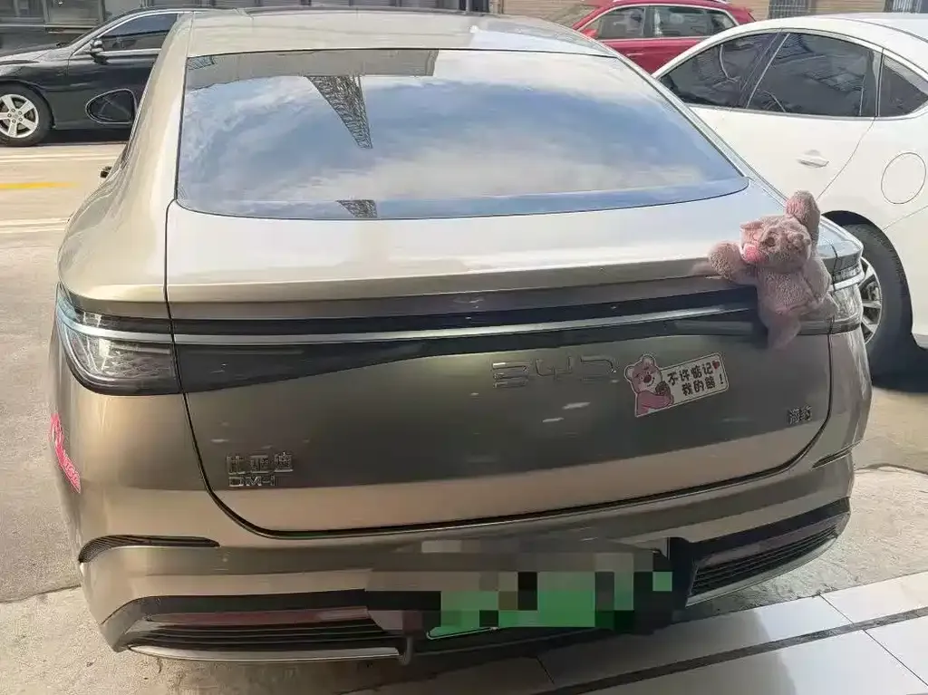 BYD Seal — фото 4