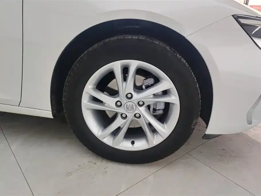 Buick Regal 2024 из CN, фото 2