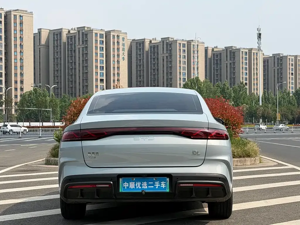 BYD Qin L — фото 2