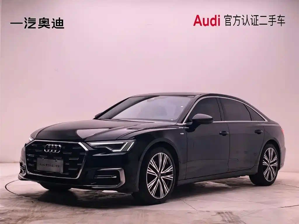 Audi A6L — фото 1
