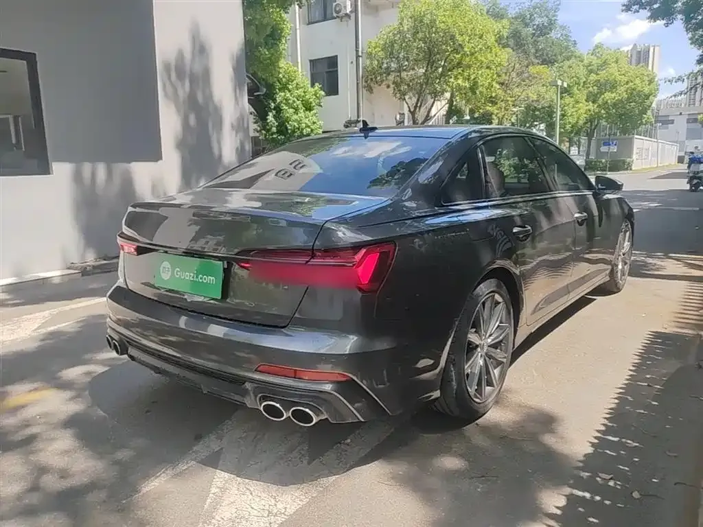 Audi A6L — фото 4