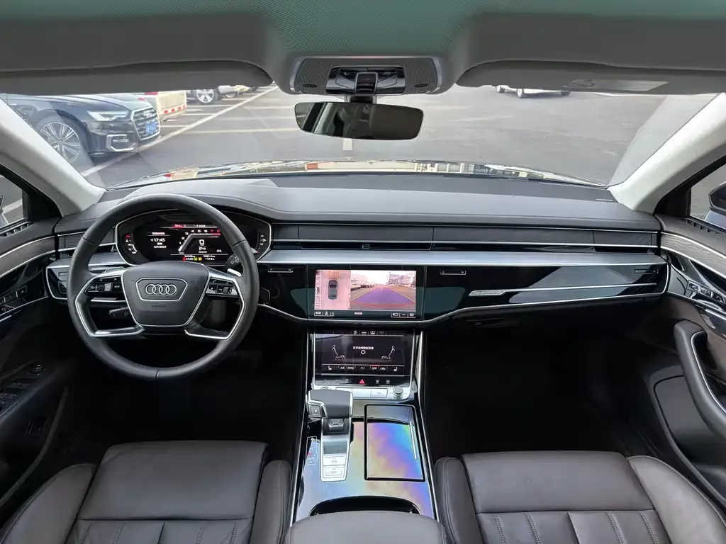 Audi A8 — фото 4