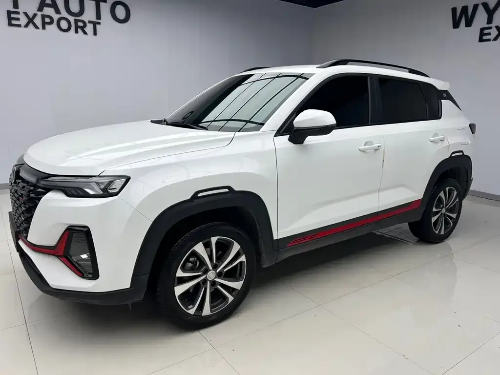 Changan CS35PLUS — фото 1