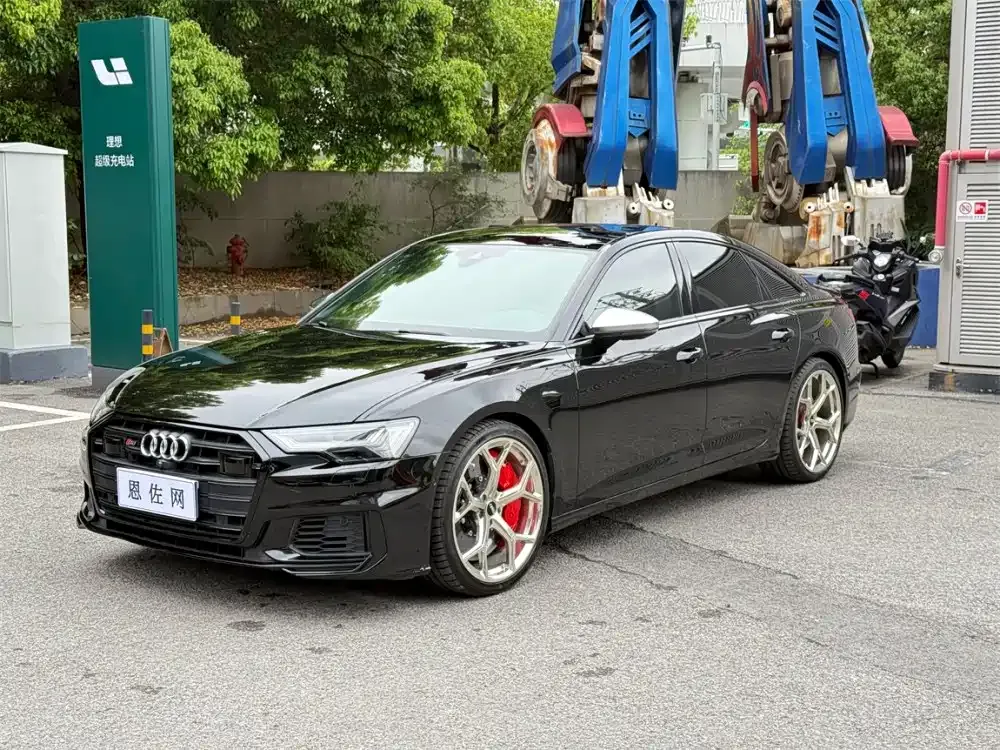 Audi S6