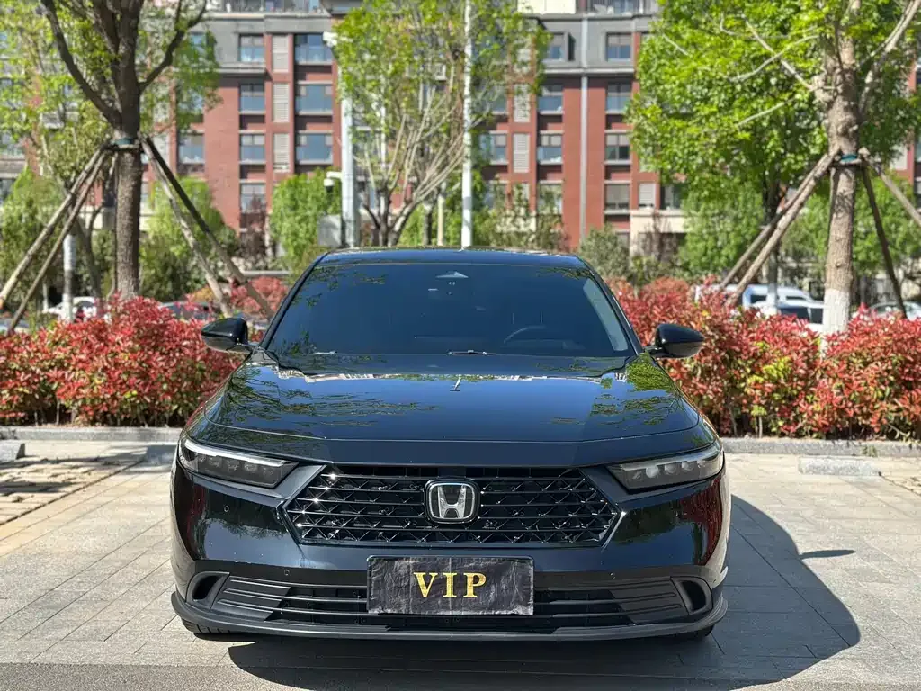 Honda Accord — фото 3