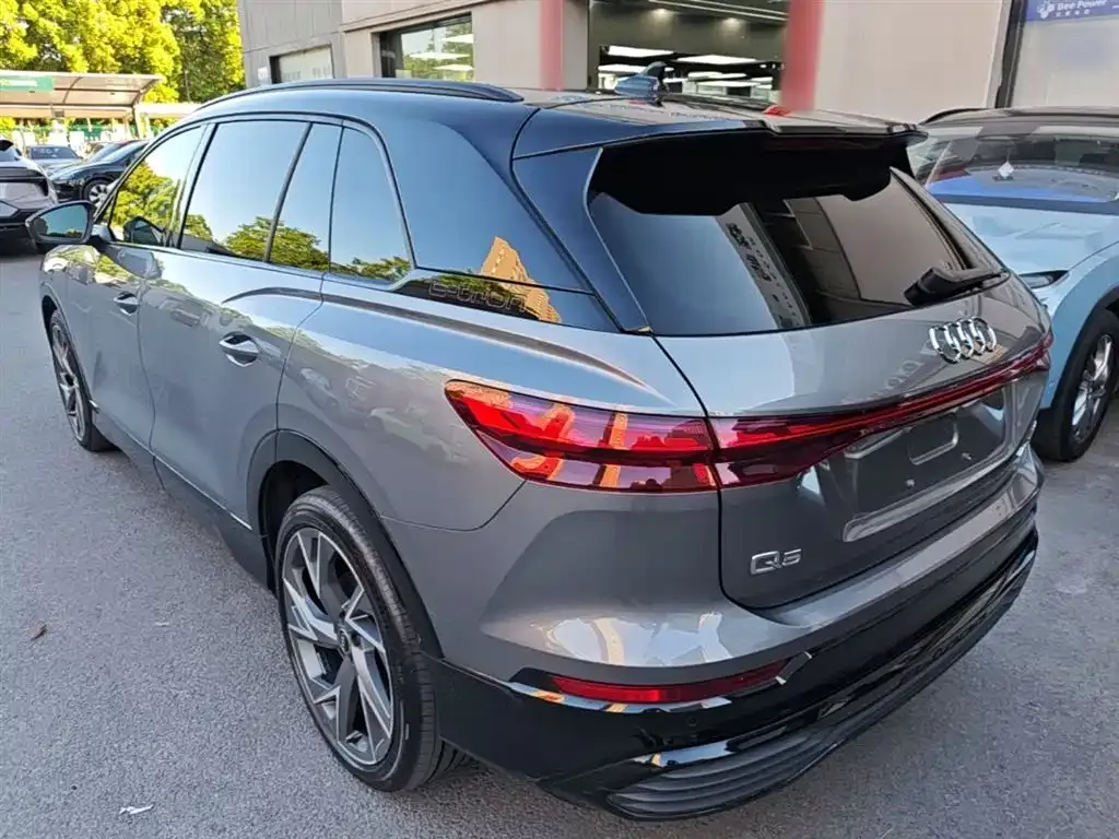 Audi Q5 e-tron 2022 из CN, фото 7