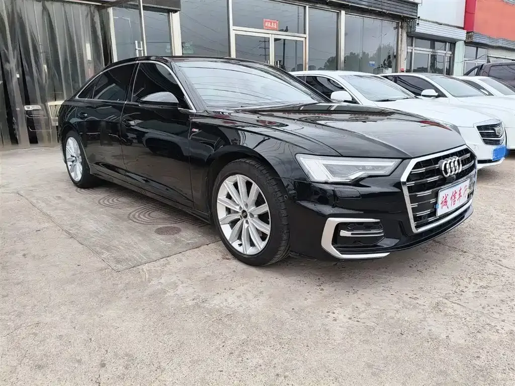 Audi A6L — фото 10