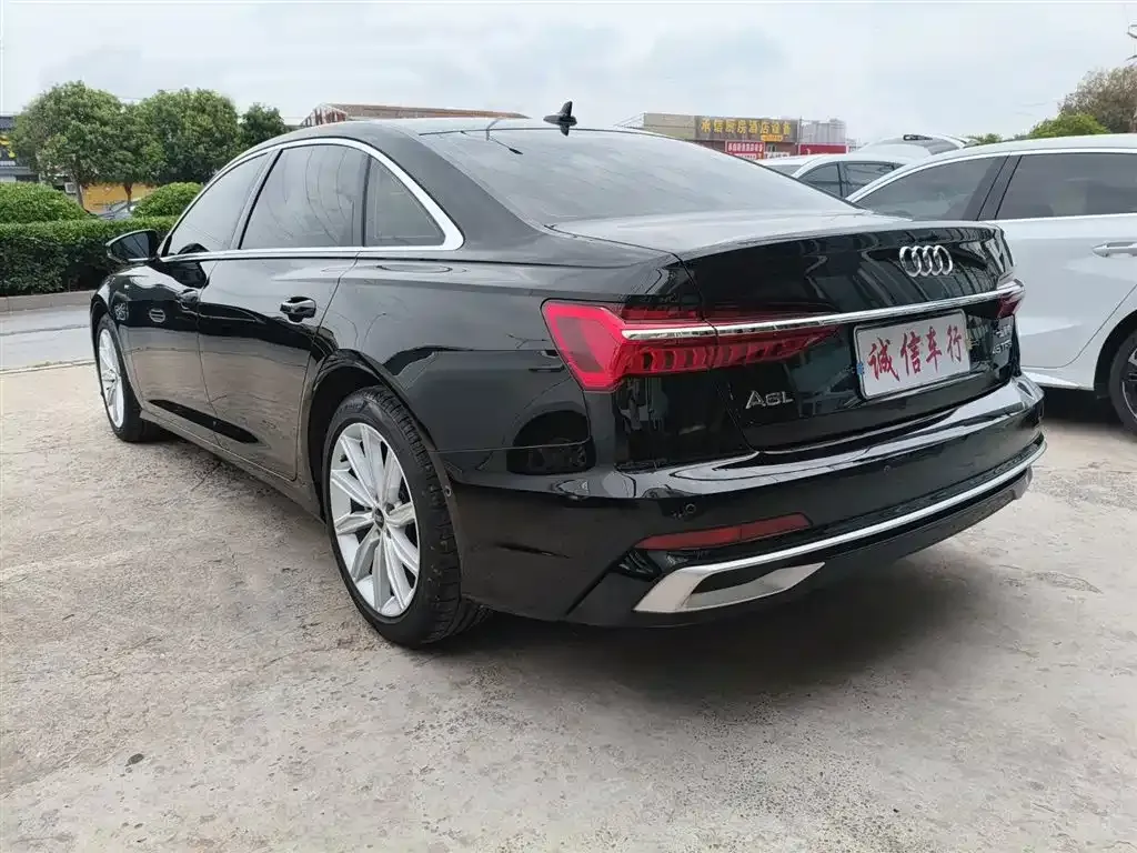 Audi A6L — фото 6