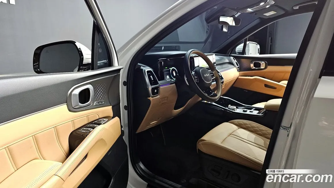 Kia Sorento — фото 9
