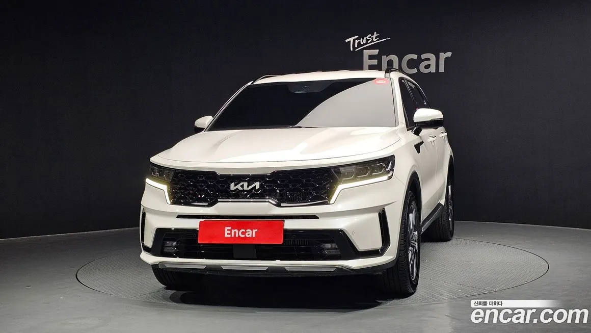 Kia Sorento — фото 6