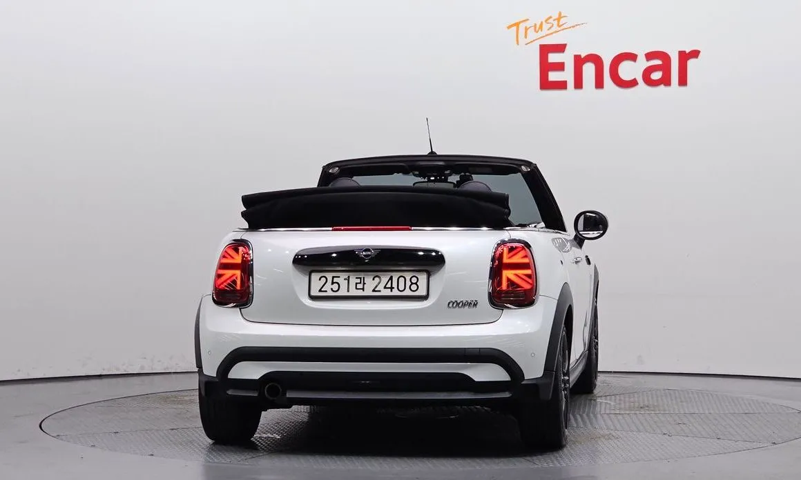 Mini Cooper Convertible 2024 из KR, фото 5