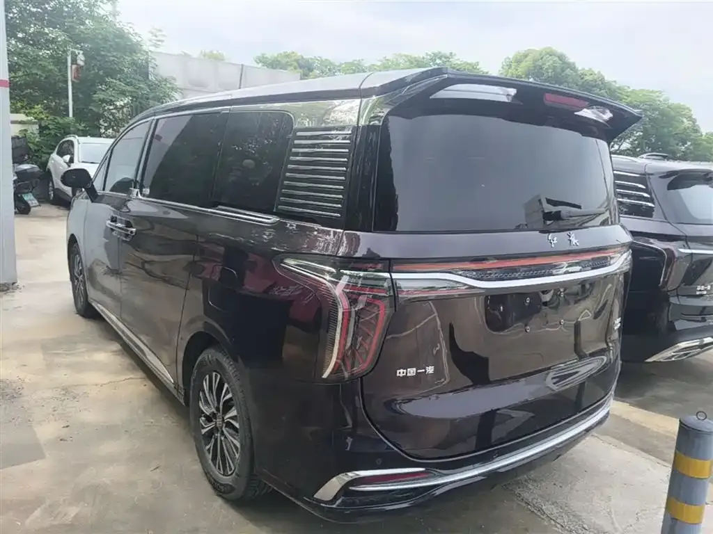 Hongqi HQ9 PHEV — фото 2