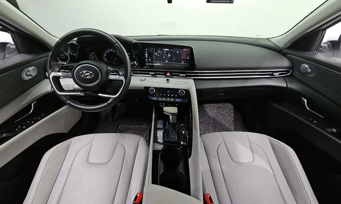 Hyundai AVANTE — фото 2