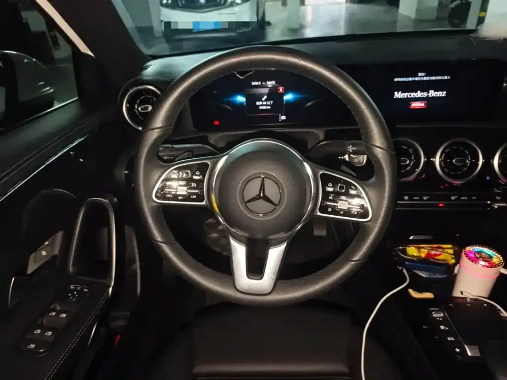 Mercedes-Benz A-Class — фото 10