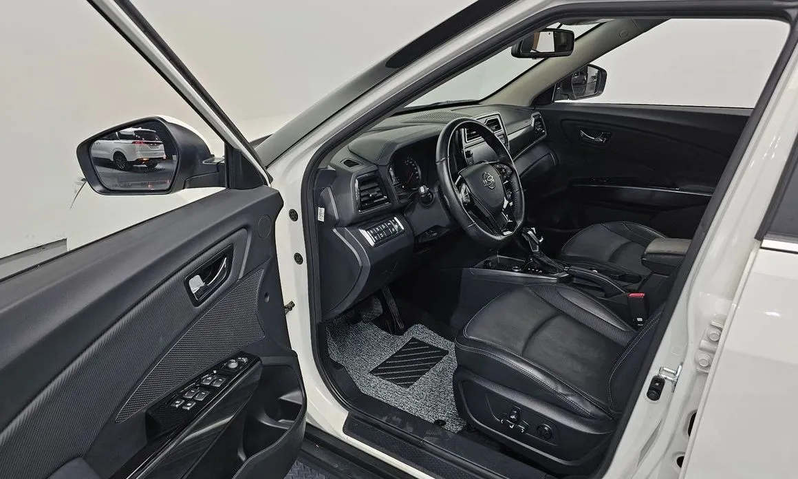KG Mobility (Ssangyong) TIBOLI 2022 из KR, фото 8