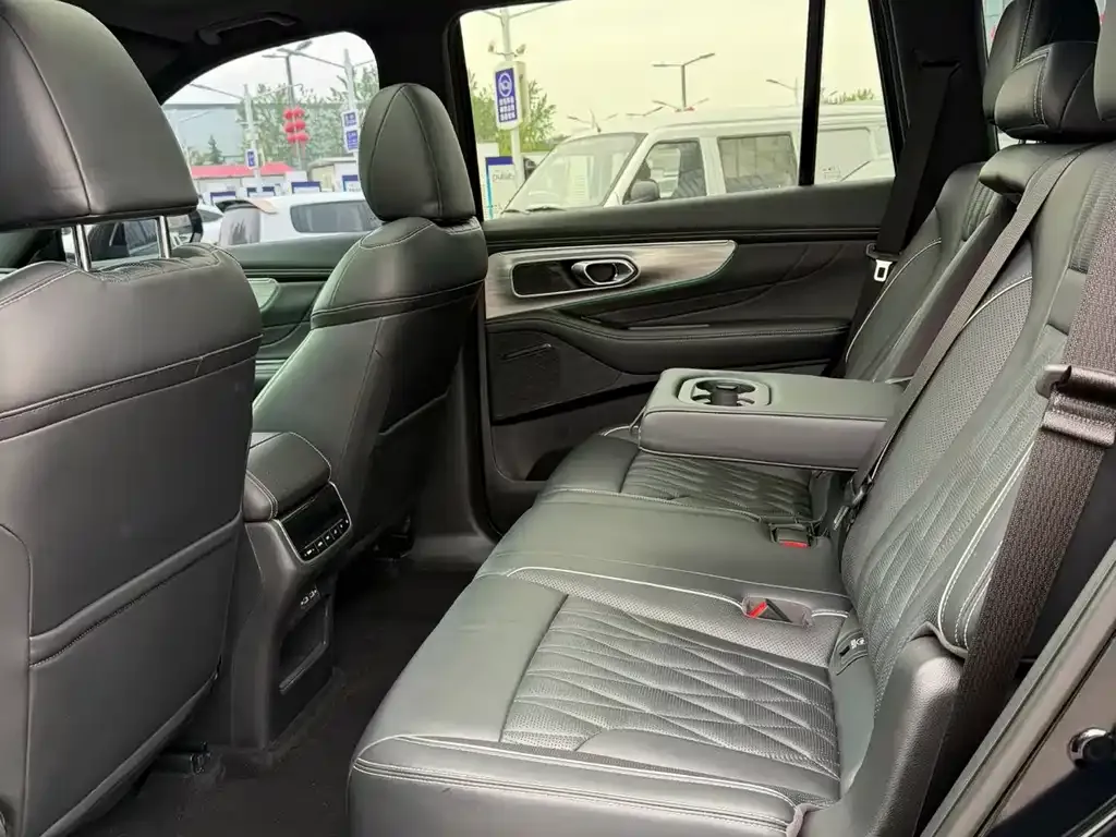 GAC Motor Trumpchi GS8 — фото 9
