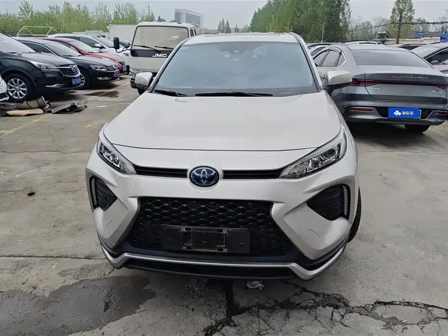 Toyota Wildlander New Energy 2022 из CN, фото 2