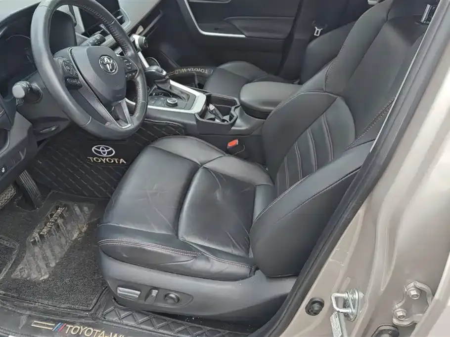 Toyota Wildlander New Energy 2022 из CN, фото 5