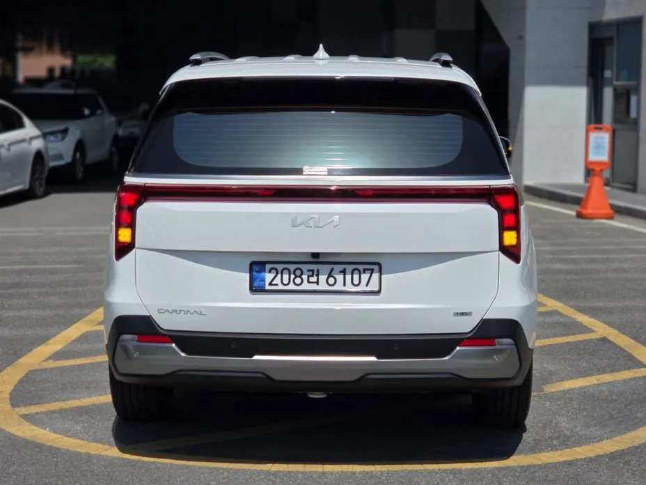 Kia Carnival 2026 из KR, фото 3