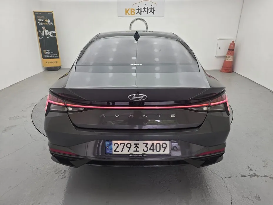 Hyundai AVANTE — фото 4