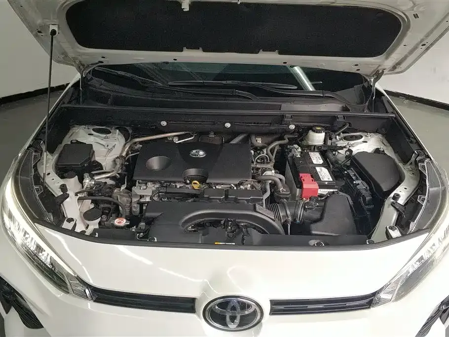 Toyota Wildlander — фото 10