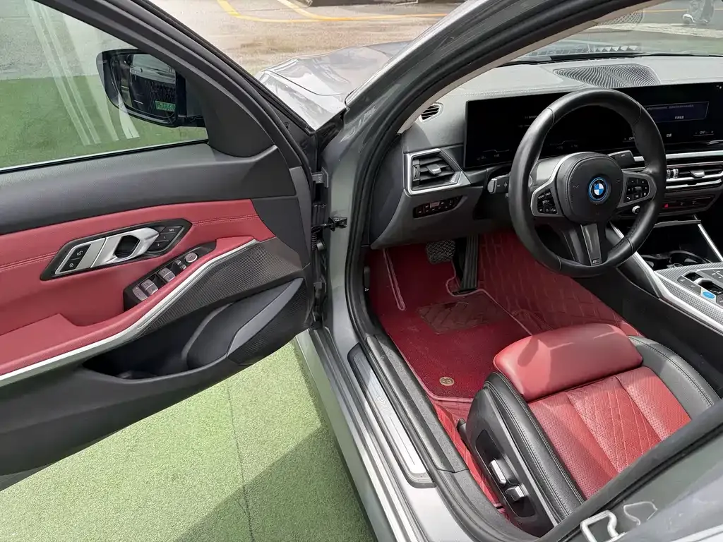 BMW i3 — фото 10
