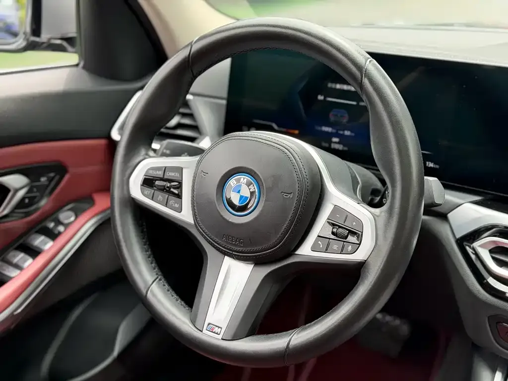 BMW i3 — фото 3