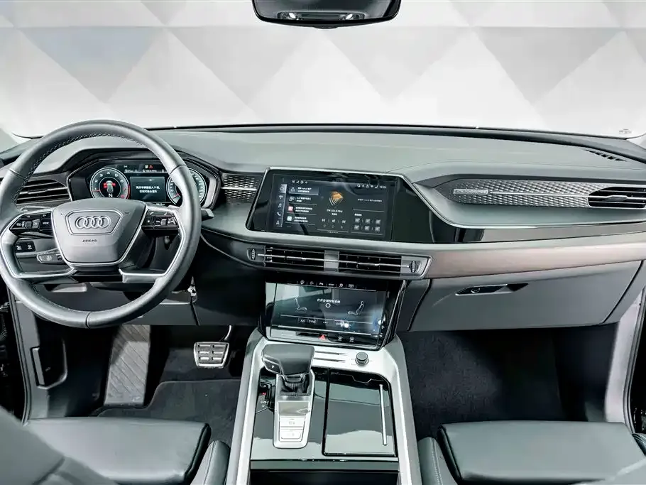 Audi Q6 2025 из CN, фото 2