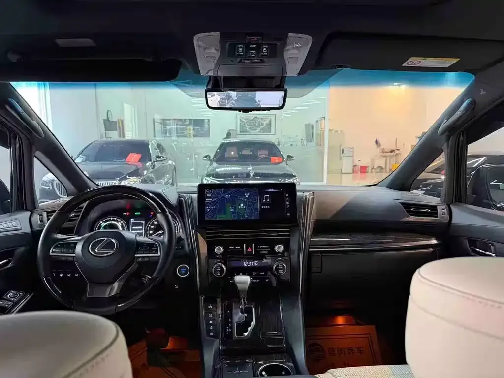 Lexus LM 2021 из CN, фото 3