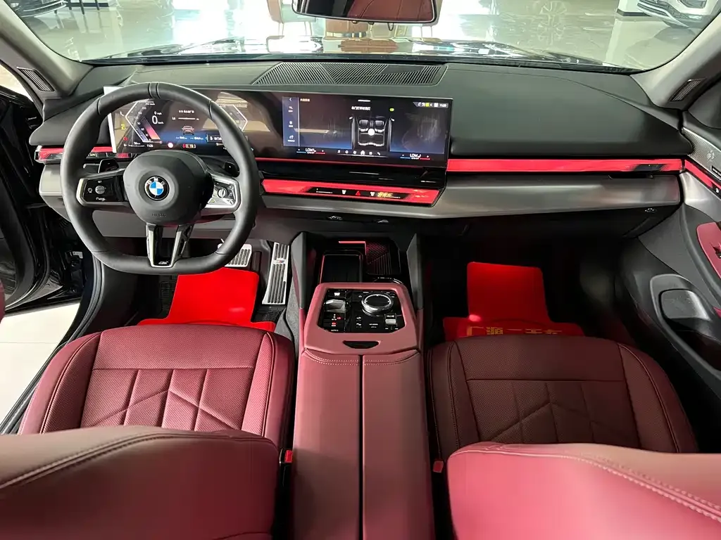 BMW 5 Series — фото 4