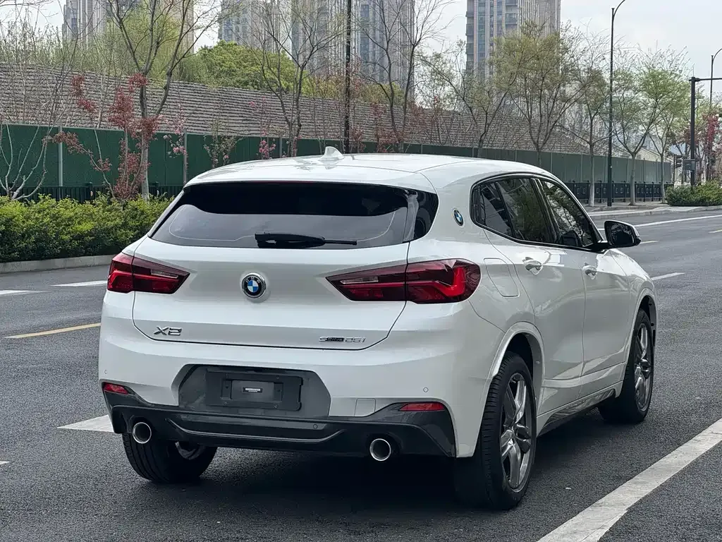 BMW X2 — фото 8
