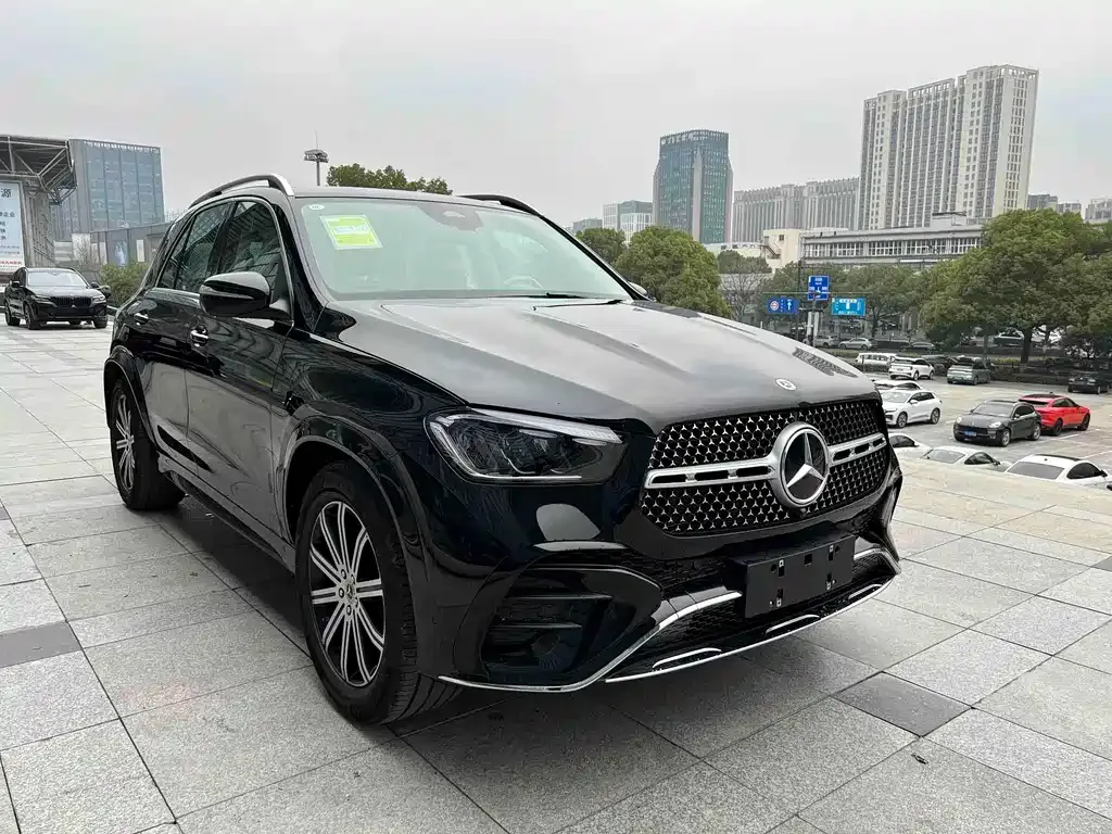 Mercedes-Benz GLE — фото 7