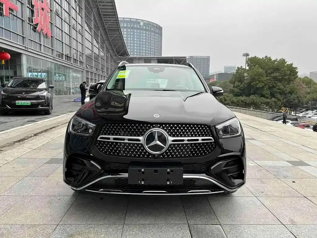 Mercedes-Benz GLE — фото 6