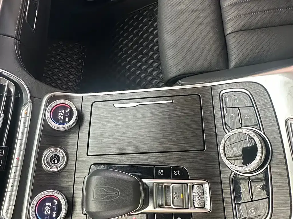 Hongqi H9 2023 из CN, фото 10