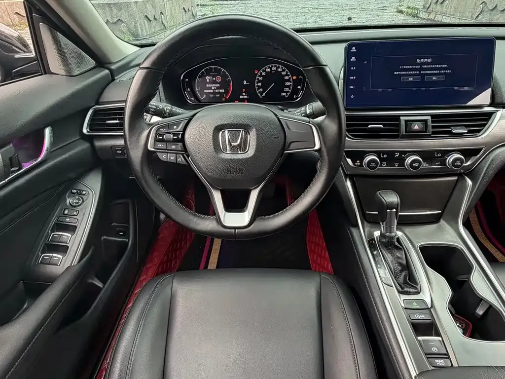 Honda Accord — фото 6