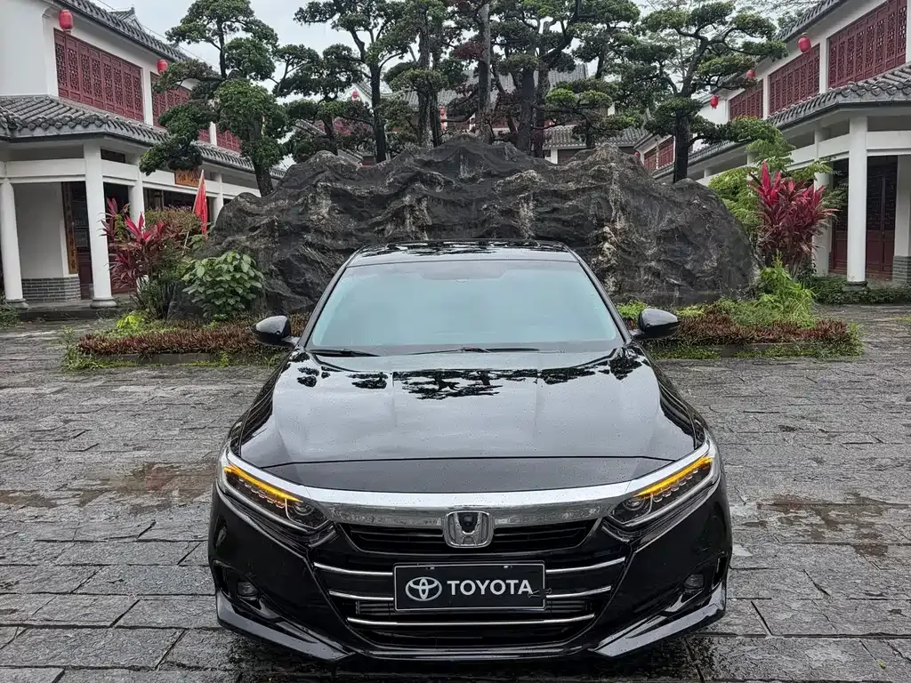 Honda Accord — фото 4