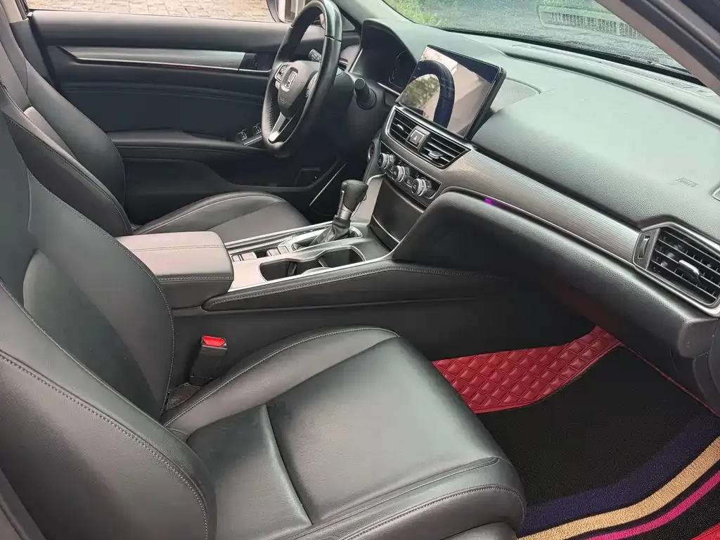 Honda Accord — фото 3