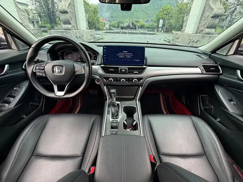 Honda Accord — фото 5
