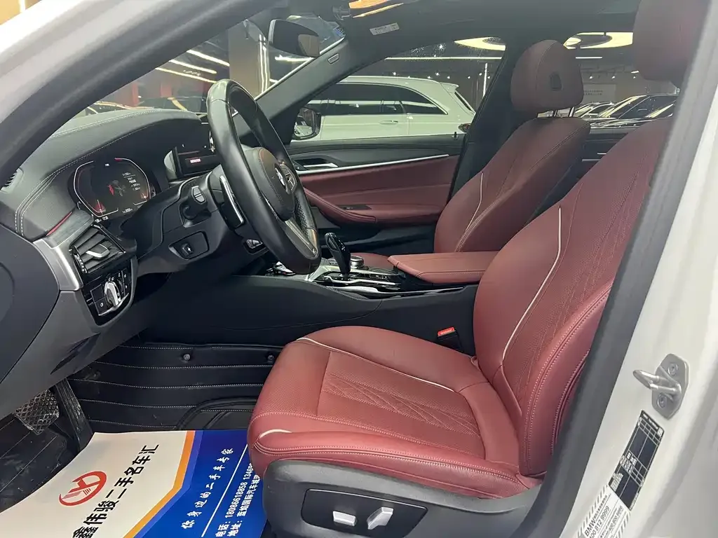 BMW 5 Series — фото 10