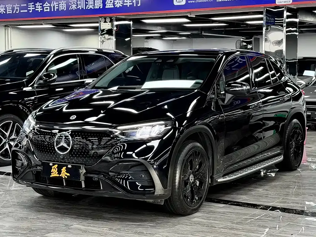 Mercedes-Benz EQE SUV