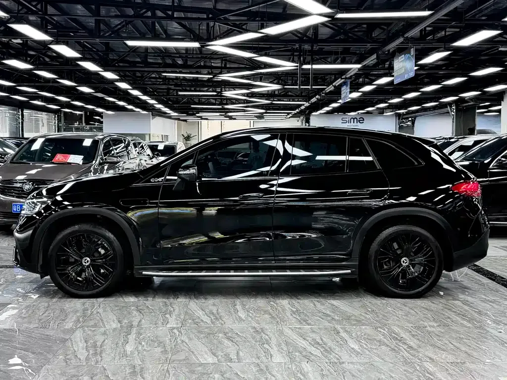 Mercedes-Benz EQE SUV 2023 из CN, фото 10