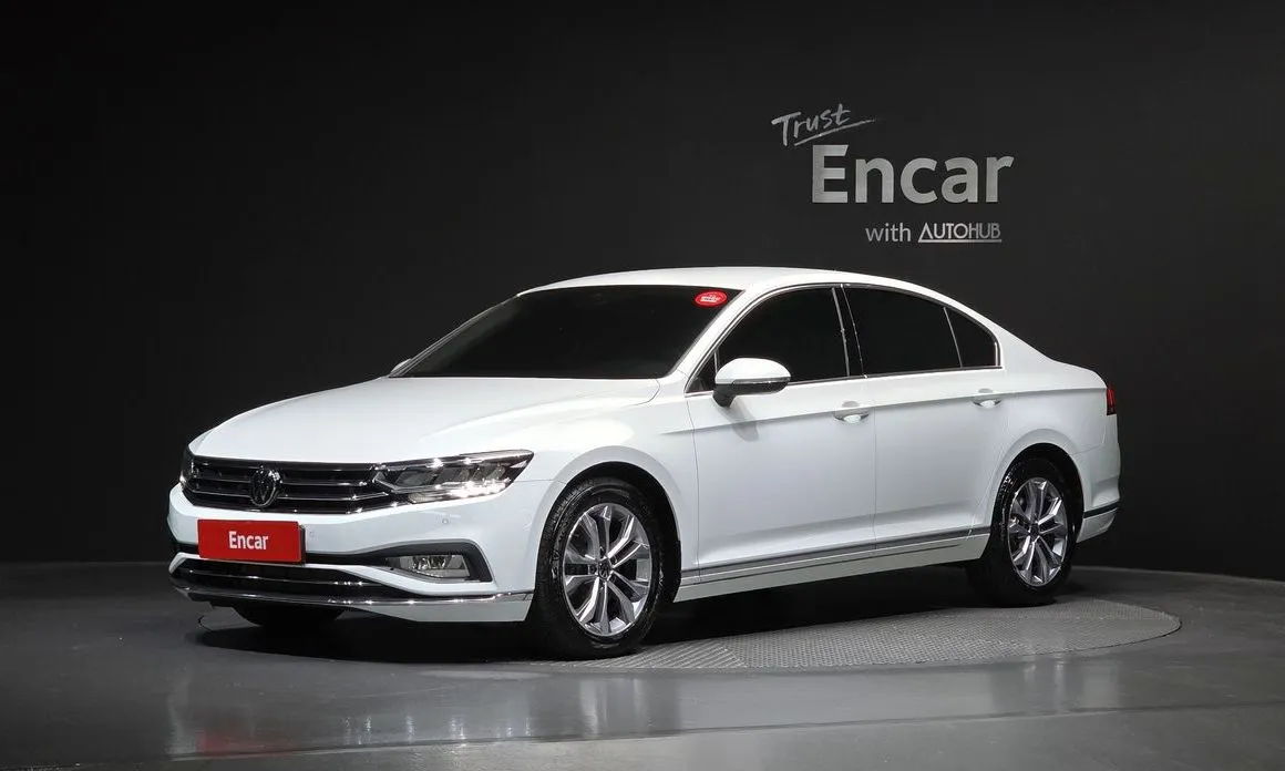 Volkswagen Passat 2022 из KR, фото 1